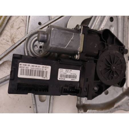 MECANISME+MOTEUR LEVE-GLACE AVG