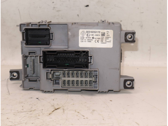 BSI (PLATINE FUSIBLE HABITACLE)