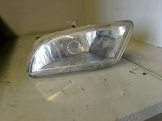 PHARE ANTIBROUILLARD AVG