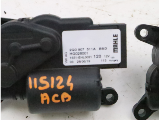 MOTEUR VOLET DE CHAUFFAGE