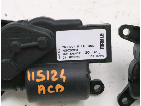 MOTEUR VOLET DE CHAUFFAGE