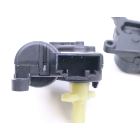 MOTEUR VOLET DE CHAUFFAGE