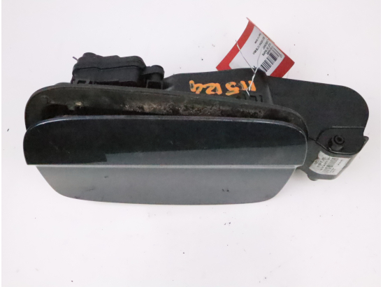 VOLET DE TRAPPE CARBURANT