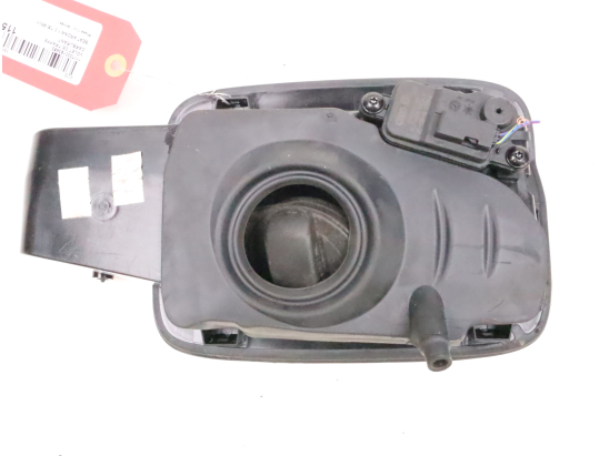 VOLET DE TRAPPE CARBURANT