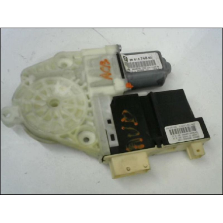 MOTEUR LEVE-VITRE AVD