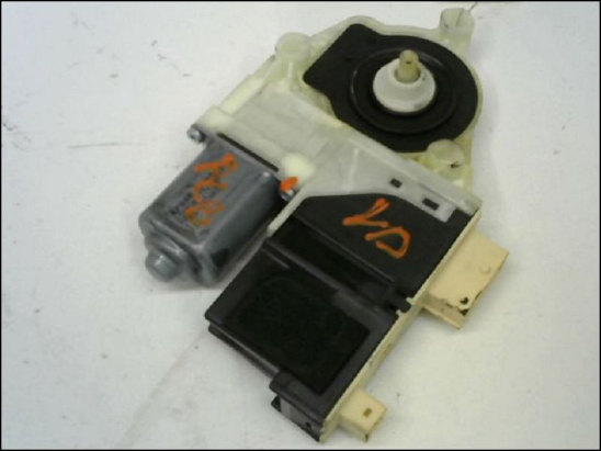 MOTEUR LEVE-VITRE AVD