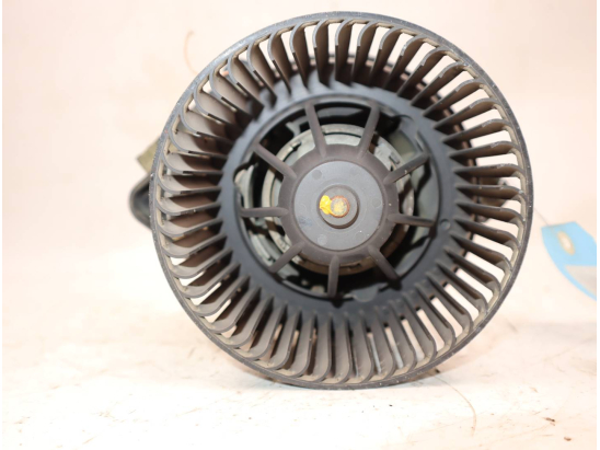 VENTILATEUR DE CHAUFFAGE