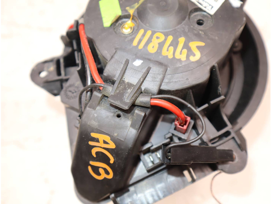 VENTILATEUR DE CHAUFFAGE