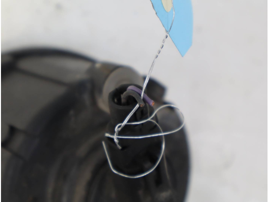 PHARE ANTIBROUILLARD AVG