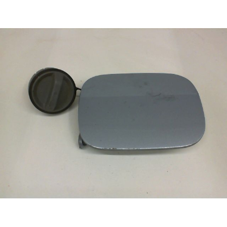 VOLET DE TRAPPE CARBURANT