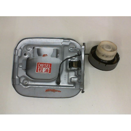 VOLET DE TRAPPE CARBURANT