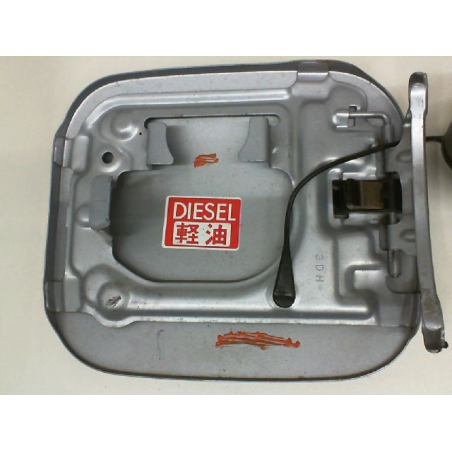 VOLET DE TRAPPE CARBURANT