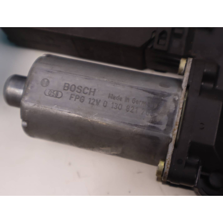 MECANISME+MOTEUR LEVE-GLACE AVD