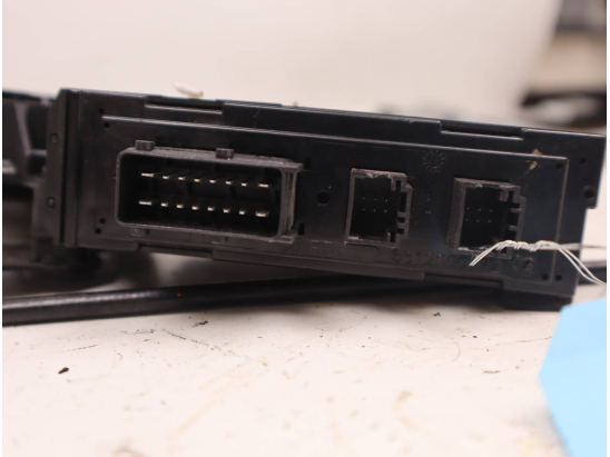 MECANISME+MOTEUR LEVE-GLACE AVG