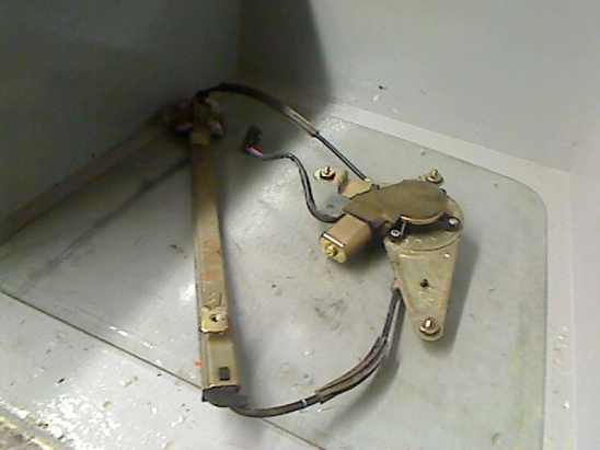 MECANISME+MOTEUR LEVE-GLACE AVG