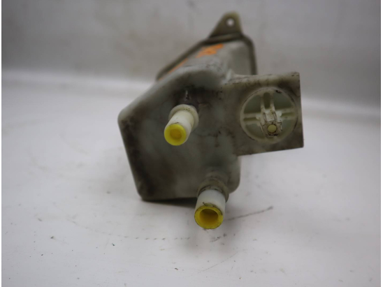 RESERVOIR POMPE DIRECTION