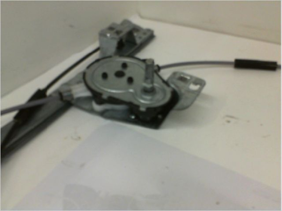 MECANISME LEVE-GLACE AVD