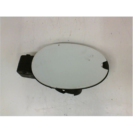 VOLET DE TRAPPE CARBURANT