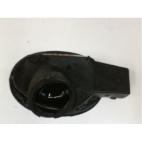 VOLET DE TRAPPE CARBURANT