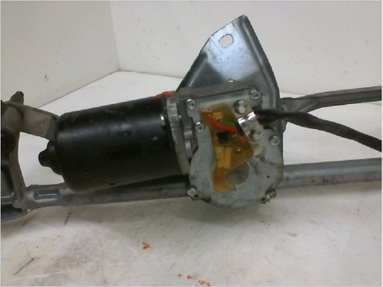 MECANISME ESSUIE-GLACE AV