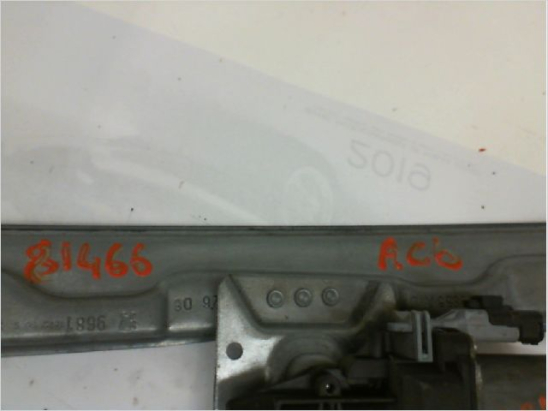 MECANISME+MOTEUR LEVE-GLACE AVD