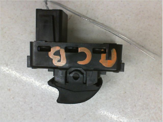 COMMANDE LEVE-GLACE PORTE ARD