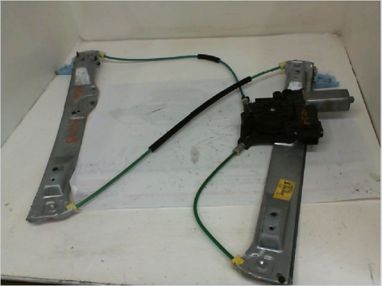 MECANISME+MOTEUR LEVE-GLACE AVG