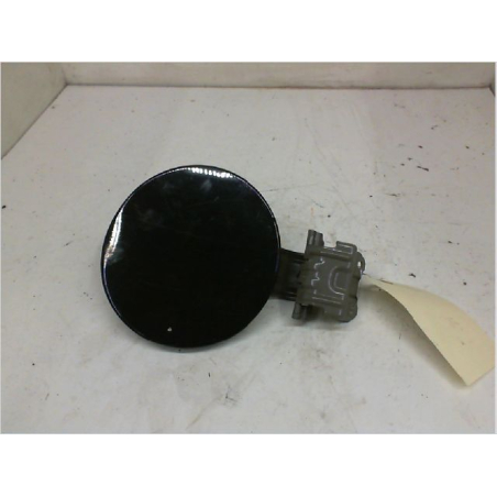 VOLET DE TRAPPE CARBURANT