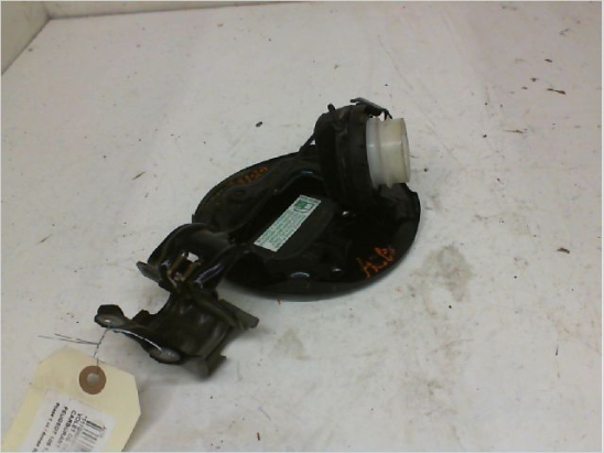 VOLET DE TRAPPE CARBURANT