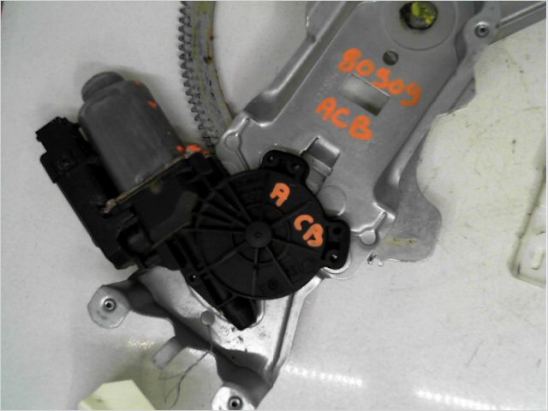 MECANISME+MOTEUR LEVE-GLACE AVG