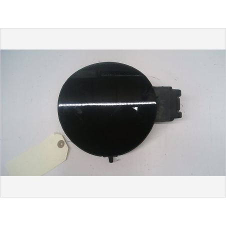 VOLET DE TRAPPE CARBURANT