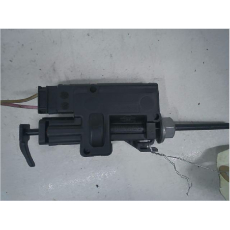 ACTIONNEUR PORTILLON AILE ARD