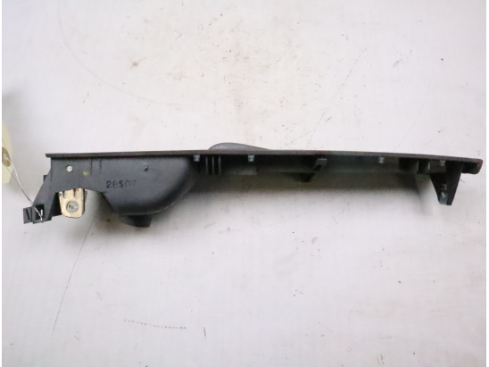 POIGNEE INT PORTE AVD