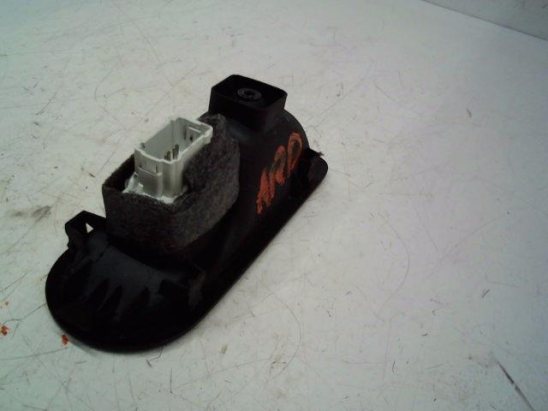 COMMANDE LEVE-GLACE PORTE ARD