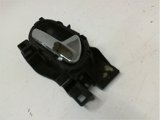 POIGNEE INT PORTE AVD