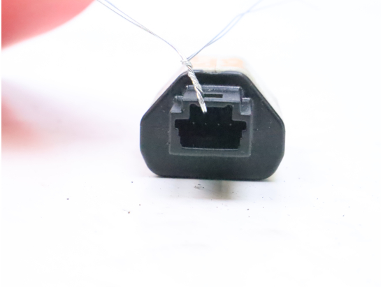 CONTACTEUR DE STOP SUR PEDALE 