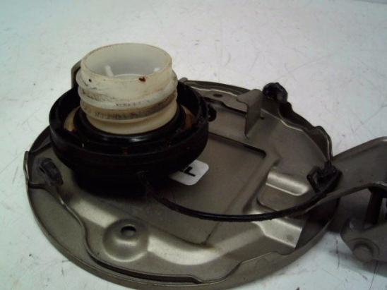 Volet de trappe carburant occasion FIAT SEDICI phase 1 - 1.9 DT 120ch