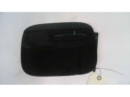 VOLET DE TRAPPE CARBURANT