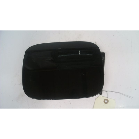 VOLET DE TRAPPE CARBURANT