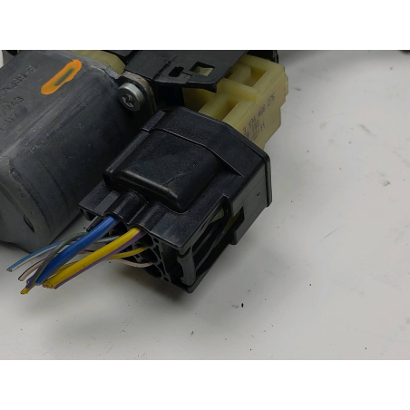 MECANISME+MOTEUR LEVE-GLACE AVG