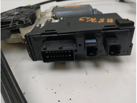 MECANISME+MOTEUR LEVE-GLACE AVG