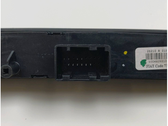 Bouton de warning occasion FIAT PUNTO EVO III Phase 1 - 1.4i GPL 77ch