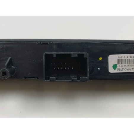 Bouton de warning occasion FIAT PUNTO EVO III Phase 1 - 1.4i GPL 77ch