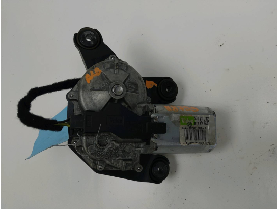 MOTEUR ESSUIE-GLACE AR