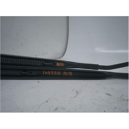 BRAS ESSUIE-GLACE AV