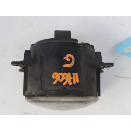 PHARE ANTIBROUILLARD AVG