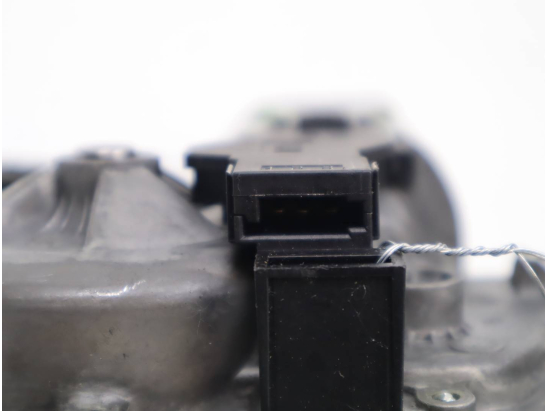 MOTEUR ESSUIE-GLACE AR