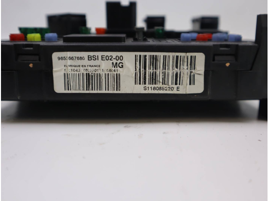 BSI (PLATINE FUSIBLE HABITACLE)