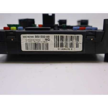 BSI (PLATINE FUSIBLE HABITACLE)