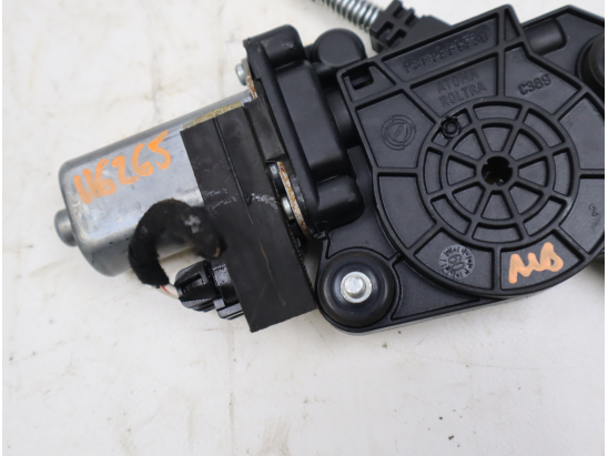 MECANISME+MOTEUR LEVE-GLACE AVG